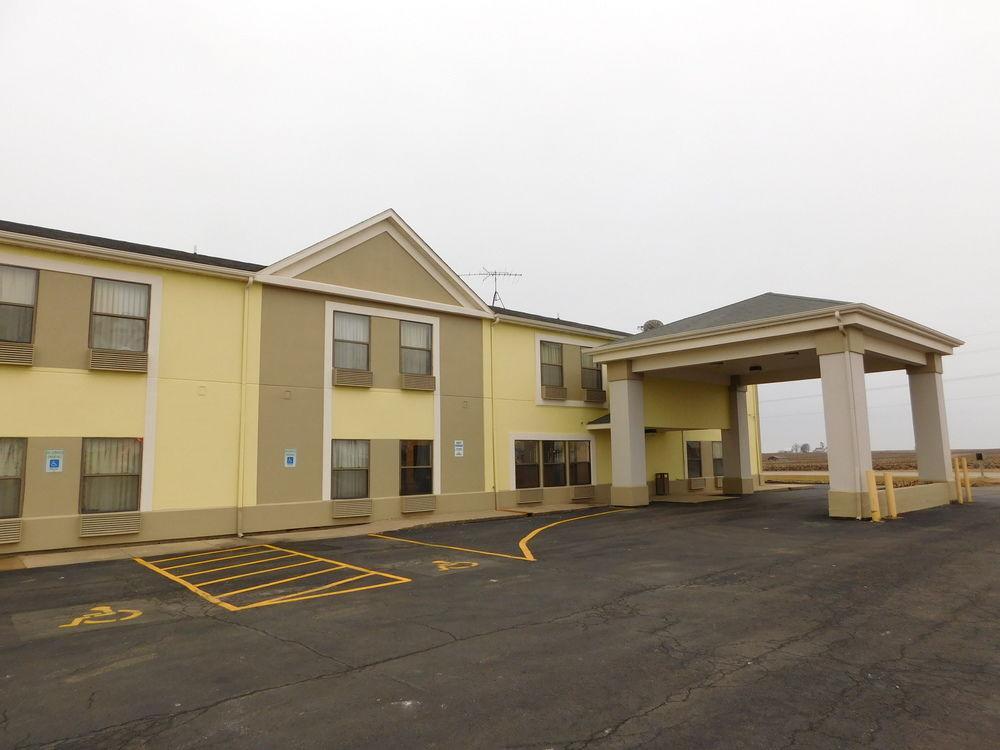 Days Inn By Wyndham Walcott Davenport Exterior photo